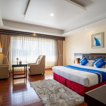 Lalitpur Shangrila Blu Hotel מראה חיצוני תמונה